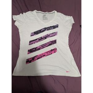 Nike Womens XL White Pink Graphic T Shirt Dri-FIT Slim Fit Athletic Tee